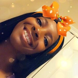 Meet your Posher, Deondra